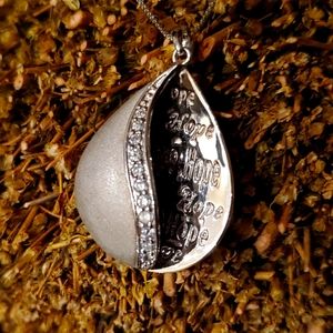 Vintage Teardrop Pendant Necklace in Sterling Silver